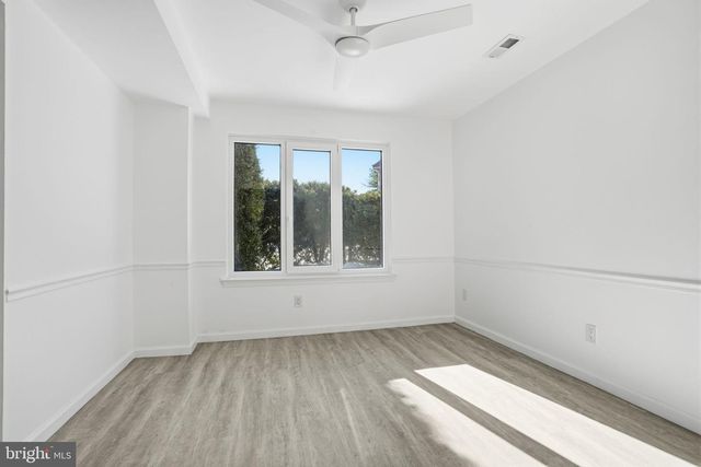 710 TROWBRIDGE DR, Southampton, PA 18966