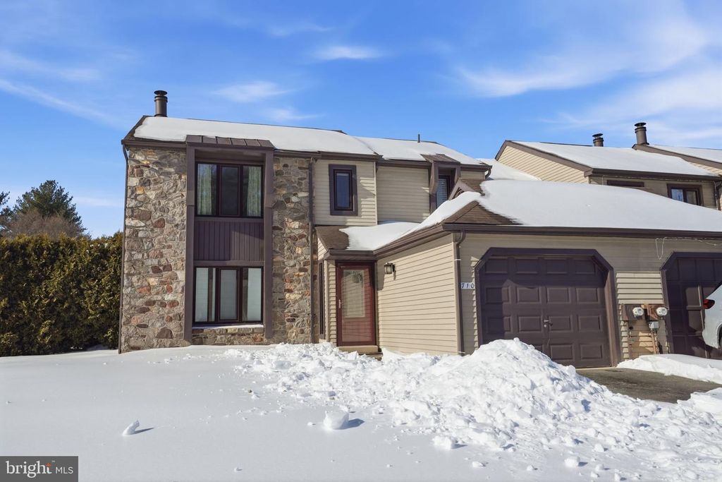 Image 1 of property listing at 710 TROWBRIDGE DR, Southampton, PA 18966