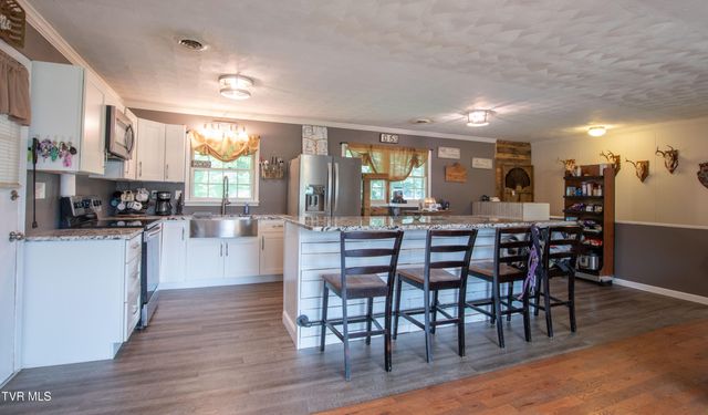 19201 Moulin Street, Abingdon, VA 24210