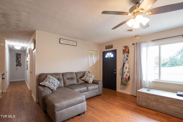 19201 Moulin Street, Abingdon, VA 24210