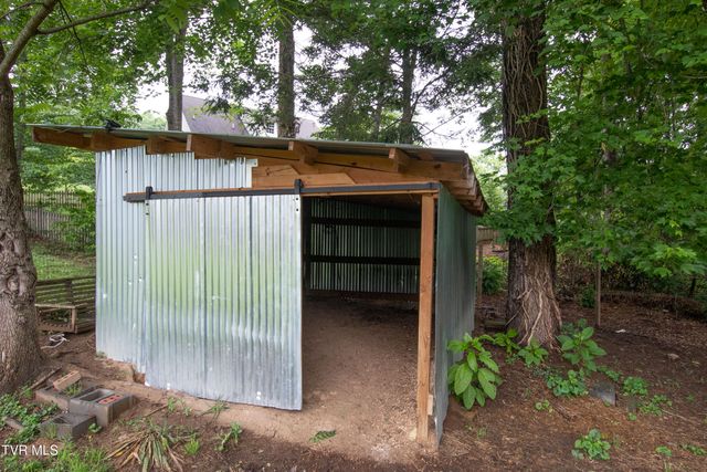 19201 Moulin Street, Abingdon, VA 24210