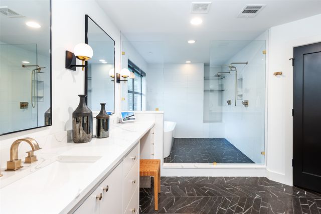 10652 Les Jardins Drive, Dallas, TX 75229