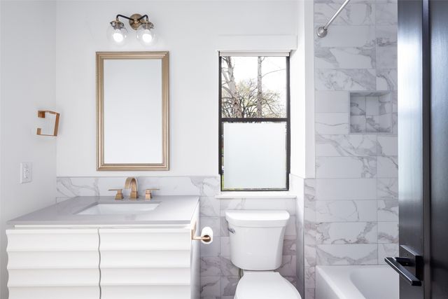 10652 Les Jardins Drive, Dallas, TX 75229