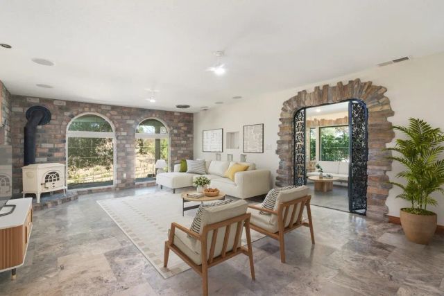 37890 Normandy, Winchester, CA 92596