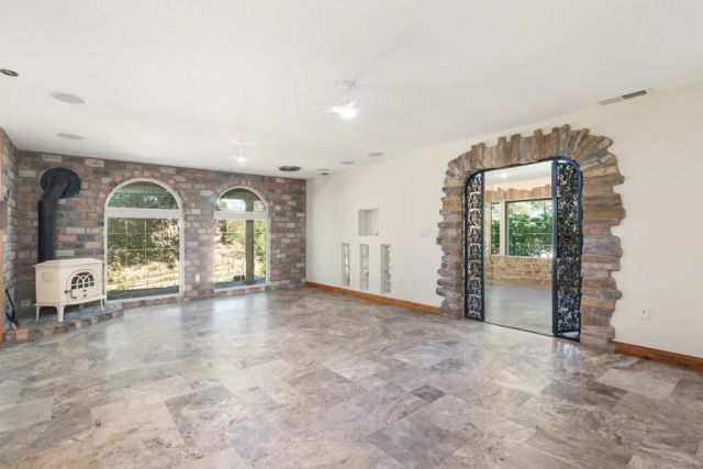 37890 Normandy, Winchester, CA 92596