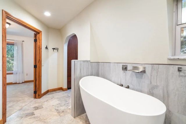 37890 Normandy, Winchester, CA 92596