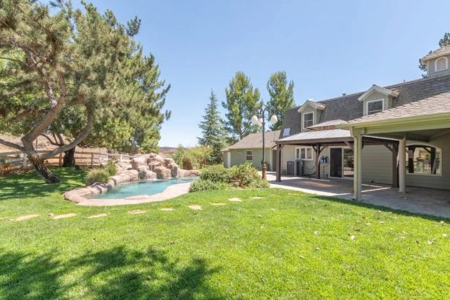 37890 Normandy, Winchester, CA 92596