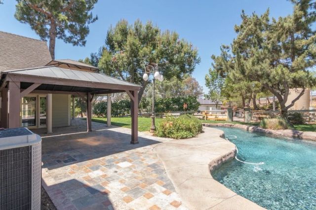 37890 Normandy, Winchester, CA 92596