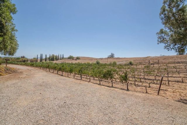37890 Normandy, Winchester, CA 92596