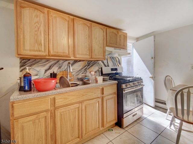 66 Belmont Ave, Paterson City, NJ 07522