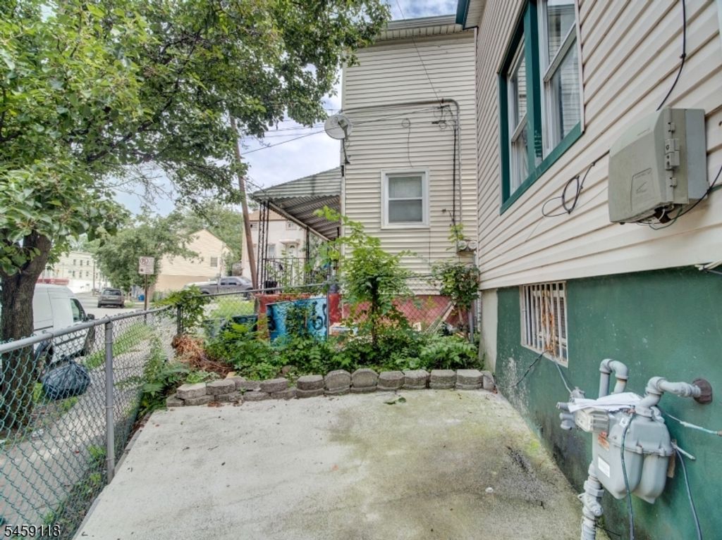 66 Belmont Ave, Paterson City, NJ 07522 — photo 2