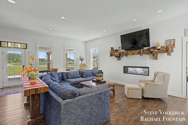 464 Stanton Farms Drive, Caledonia, MI 49316