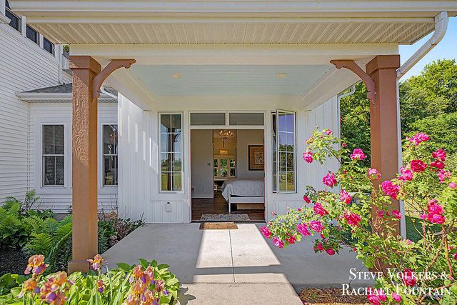 464 Stanton Farms Drive, Caledonia, MI 49316