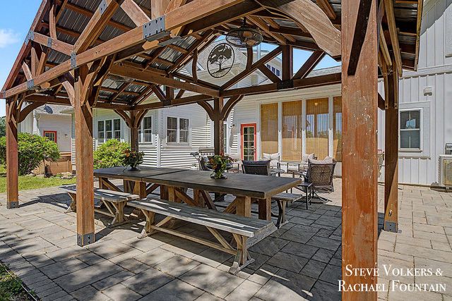464 Stanton Farms Drive, Caledonia, MI 49316