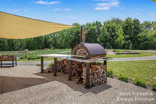 464 Stanton Farms Drive, Caledonia, MI 49316