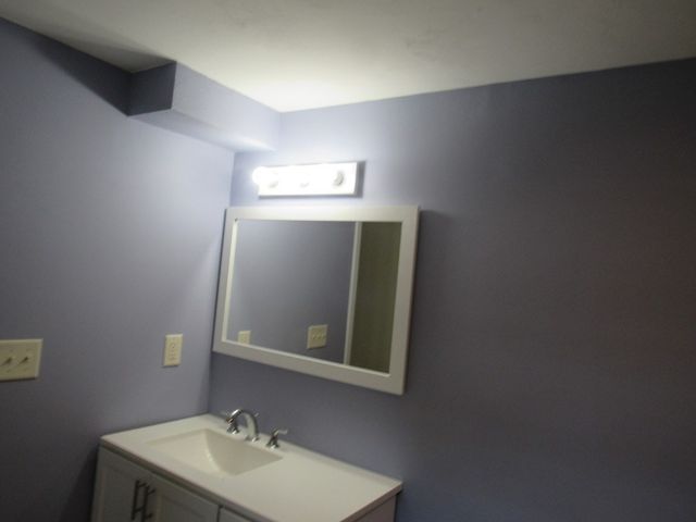 27 Maple St 2, Millbury, MA 01527