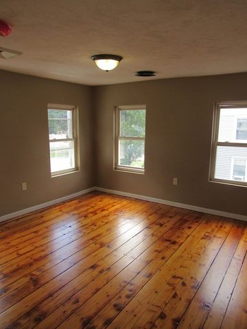 27 Maple St 2, Millbury, MA 01527