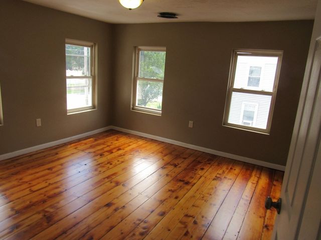 27 Maple St 2, Millbury, MA 01527