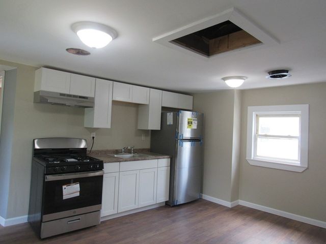 27 Maple St 2, Millbury, MA 01527