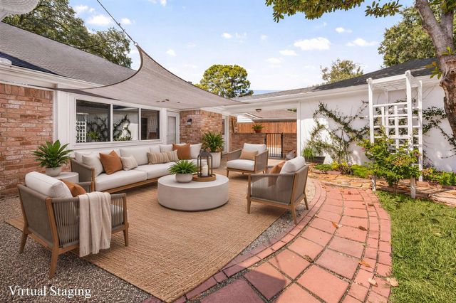 10106 Inwood Drive, Houston, TX 77042