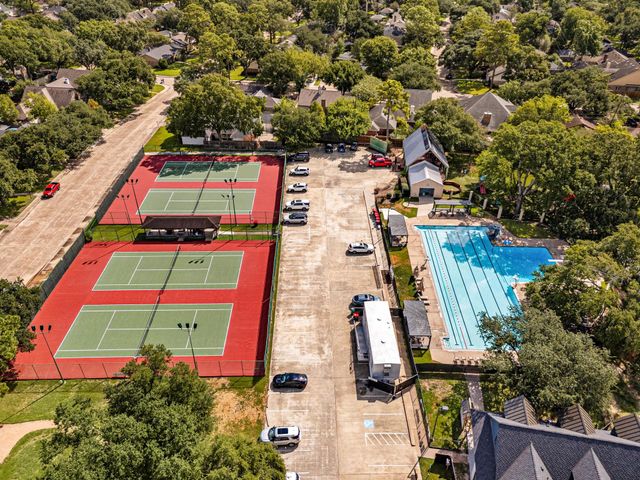 10106 Inwood Drive, Houston, TX 77042