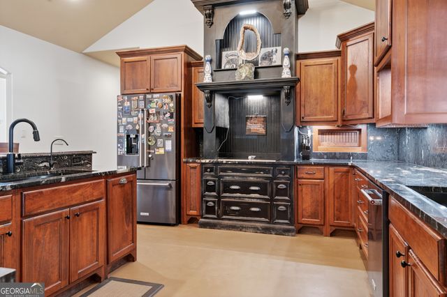 1583 Hickory Flat Road, Gillsville, GA 30543