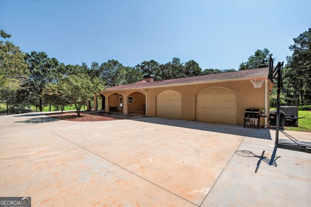 1583 Hickory Flat Road, Gillsville, GA 30543