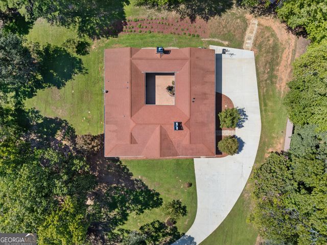 1583 Hickory Flat Road, Gillsville, GA 30543