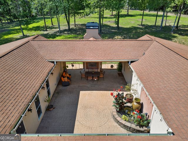 1583 Hickory Flat Road, Gillsville, GA 30543