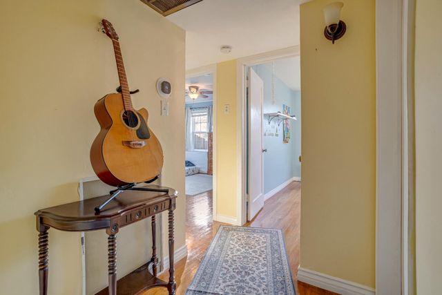 3846 Maywood Drive S, Fresno, CA 93703