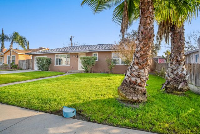 3846 Maywood Drive S, Fresno, CA 93703