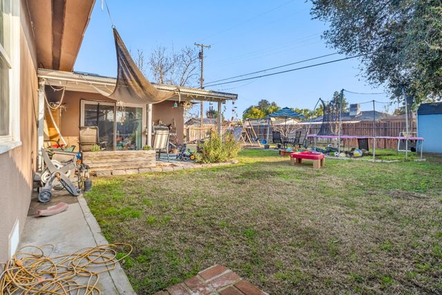 3846 Maywood Drive S, Fresno, CA 93703