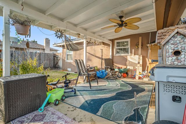 3846 Maywood Drive S, Fresno, CA 93703