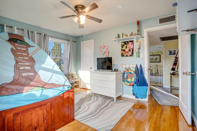 3846 Maywood Drive S, Fresno, CA 93703