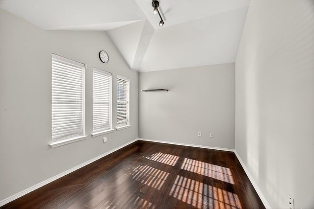 2720 Furlong Drive, Grand Prairie, TX 75051