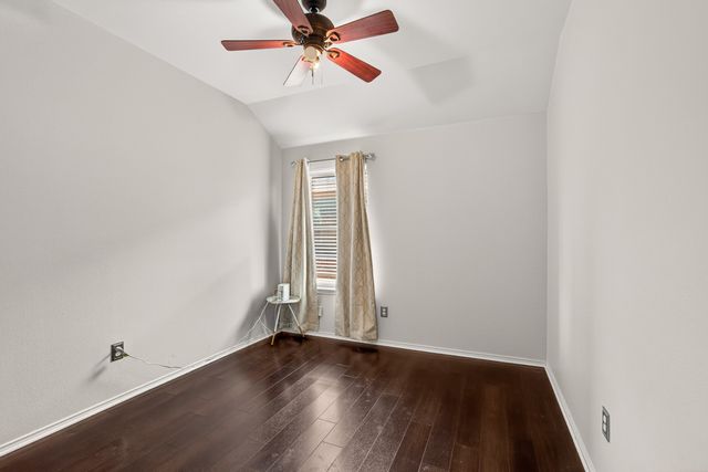 2720 Furlong Drive, Grand Prairie, TX 75051