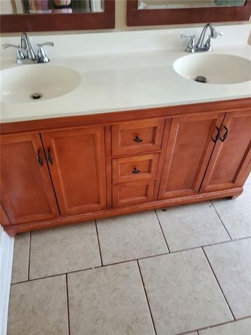 1707 Silverdale Lane, Lithia Springs, GA 30122