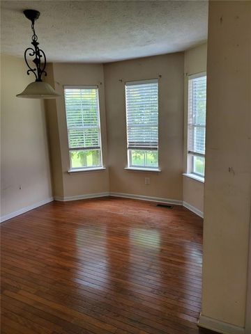 1707 Silverdale Lane, Lithia Springs, GA 30122