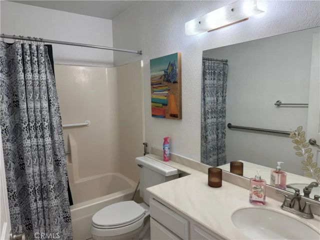 6217 Anastasia, Simi Valley, CA 93063