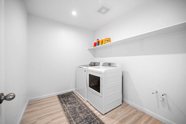 10024 Mont Blanc Ln, Stockton, CA 95219