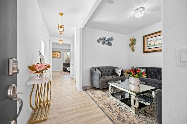 10024 Mont Blanc Ln, Stockton, CA 95219