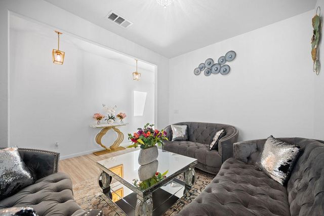 10024 Mont Blanc Ln, Stockton, CA 95219