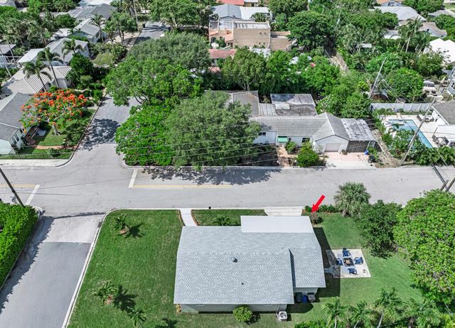1201 N Palmway, Lake Worth Beach, FL 33460