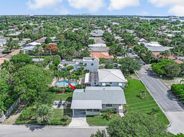 1201 N Palmway, Lake Worth Beach, FL 33460