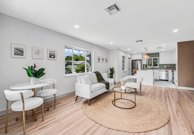 1201 N Palmway, Lake Worth Beach, FL 33460