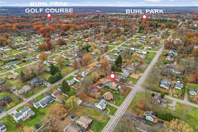 651 N Buhl Farm Dr, Hermitage, PA 16148