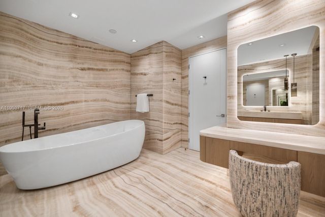 18501 Collins Ave 3704, Sunny Isles Beach, FL 33160