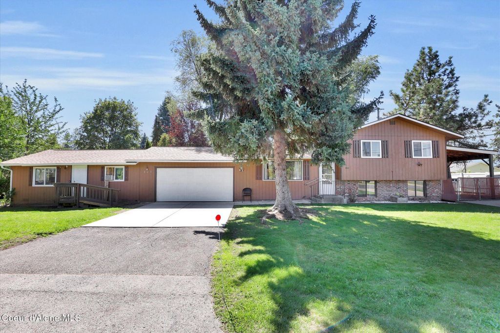 860 E HOFFMAN AVE, Coeur D'alene, ID 83815