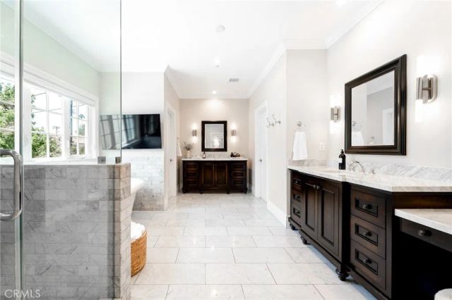 4469 Stern Ave, Sherman Oaks, CA 91423