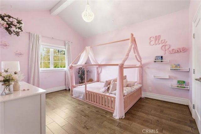 4469 Stern Ave, Sherman Oaks, CA 91423